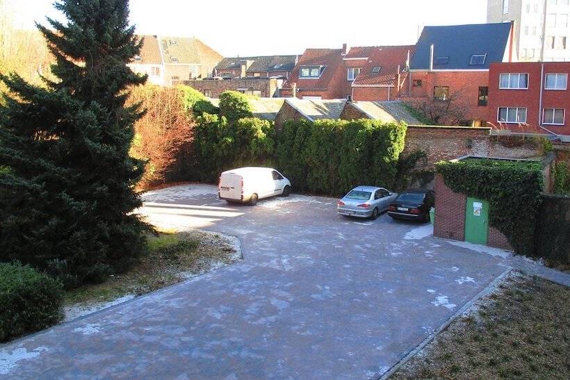 هتل Value Stay Residence Mechelen