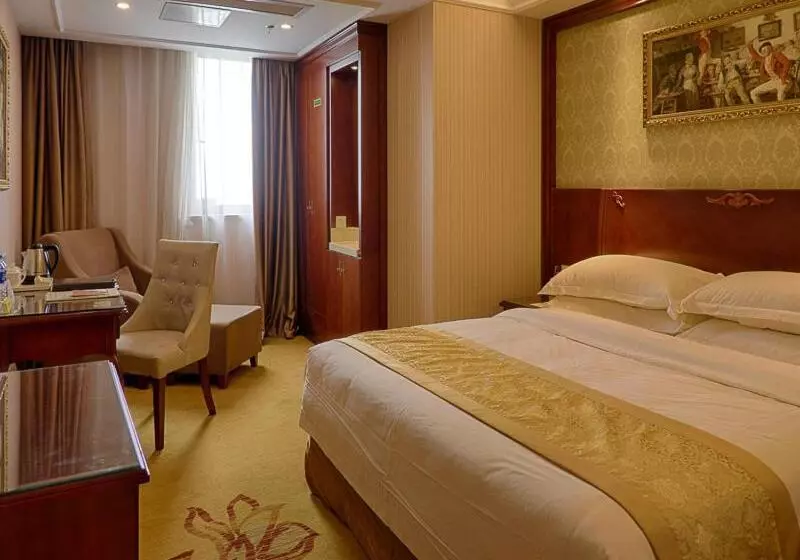 Vienna Hotel Jiangsu Danyang Railway Station