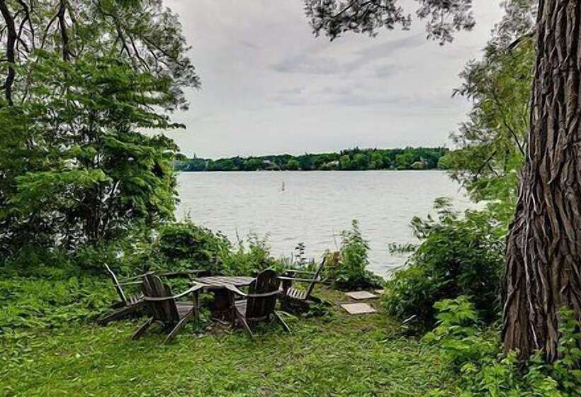 酒店 225 Lakeland Bed And Breakfast