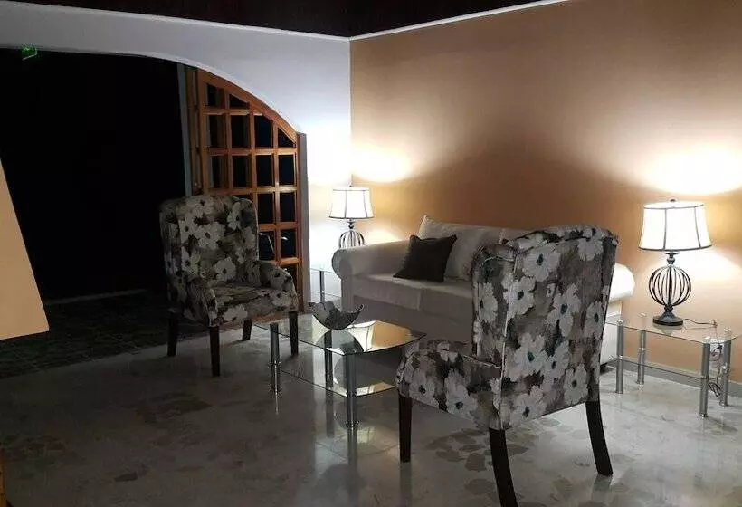 هتل Portal Colonial