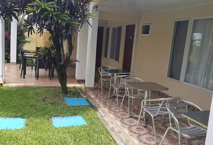 هتل Portal Colonial