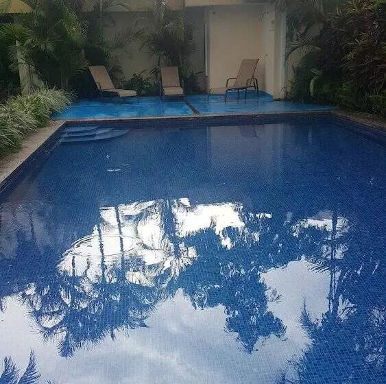 هتل Portal Colonial