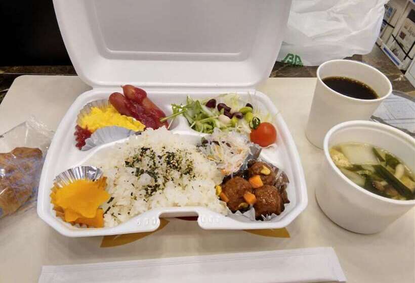 Otel Toyoko Inn Tokyo-eki Yaesu Kita-guchi