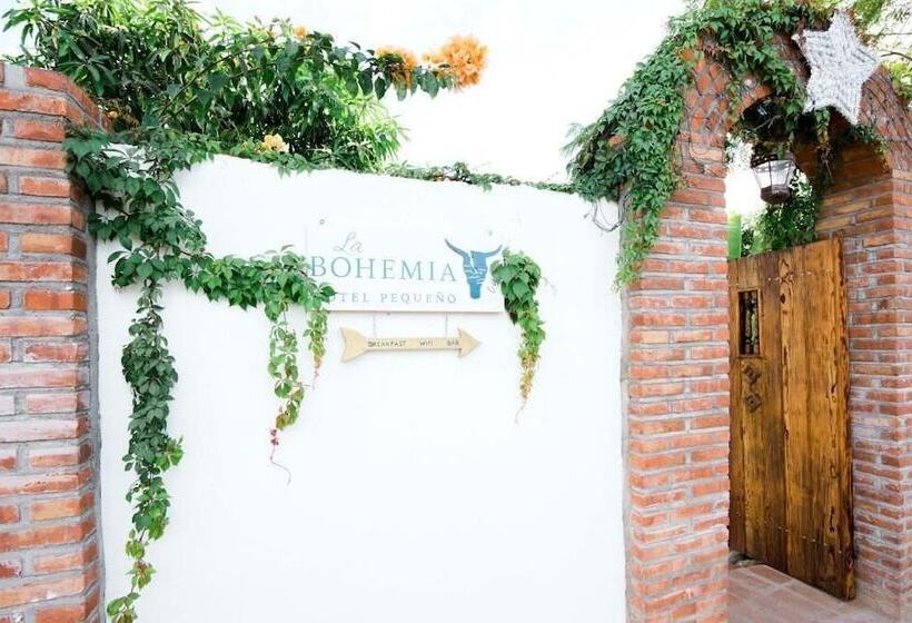 La Bohemia Hotel Pequeno