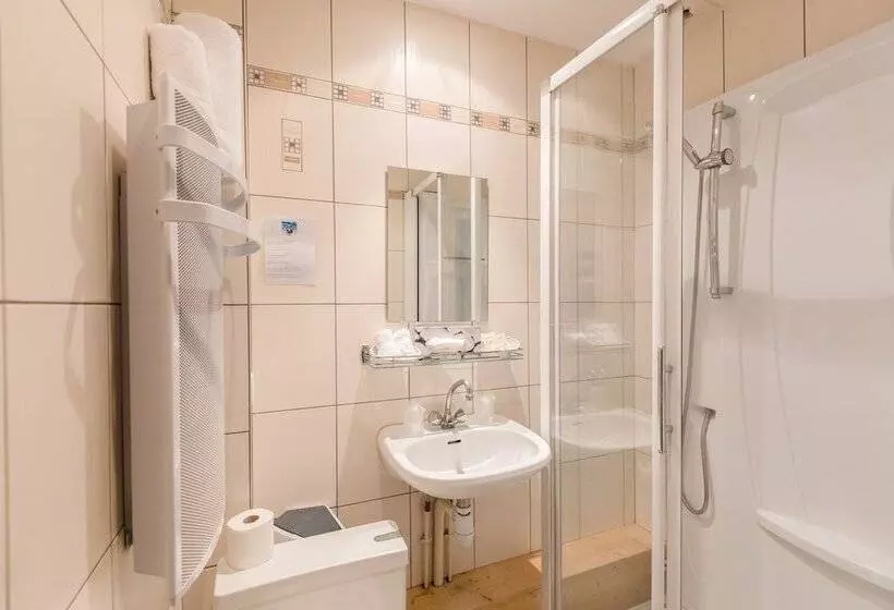 Hotelli Auberge Du Coude