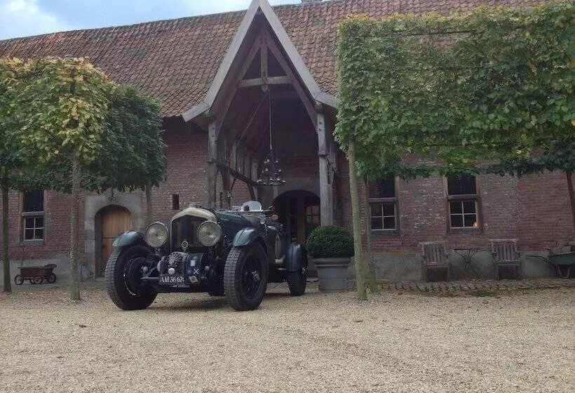 ホテル Kasteelhoeve De Kerckhem