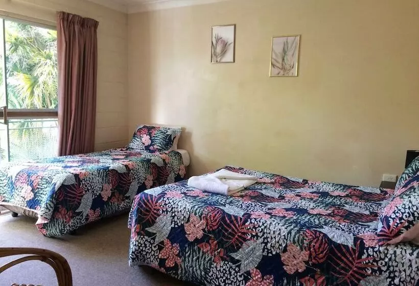 Hotelli Villa Shangri La