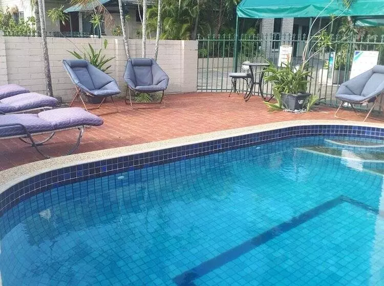 Hotelli Villa Shangri La