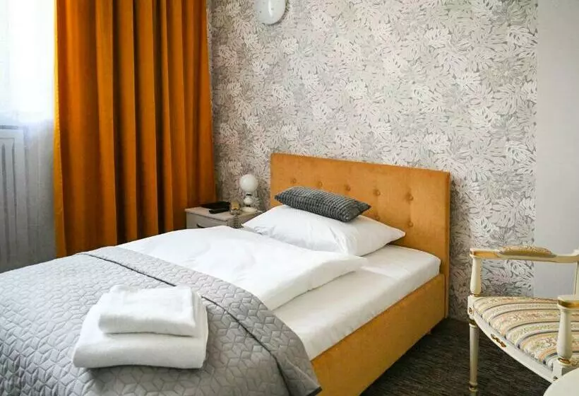 Hotelli Zamek W Krokowej