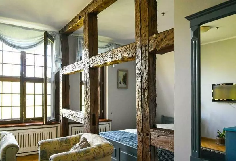 Hotelli Zamek W Krokowej