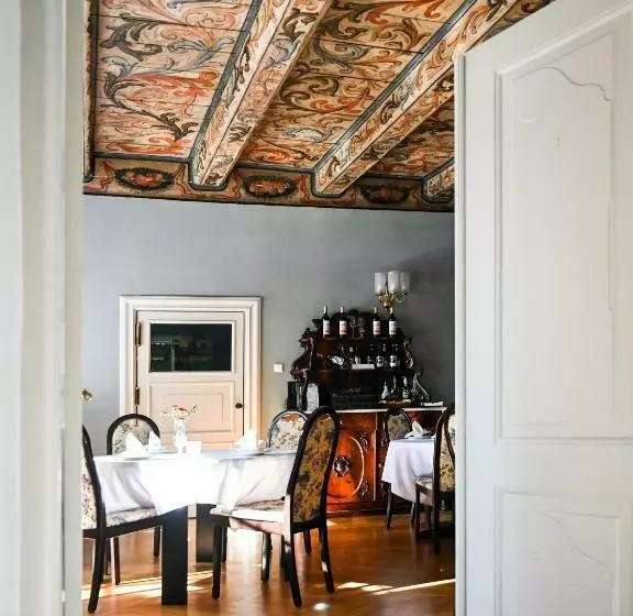 Hotelli Zamek W Krokowej