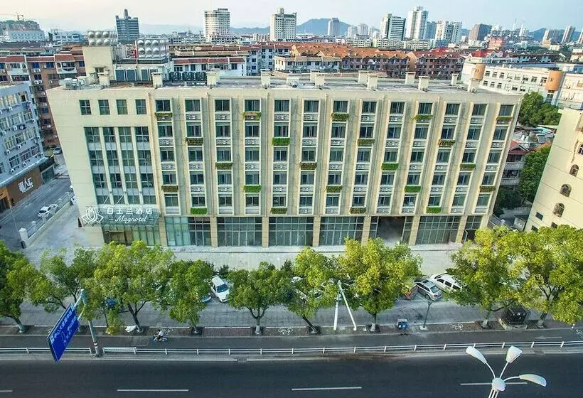 Magnotel Taizhou Jiaojiang Yunxi Road Yanyu Park