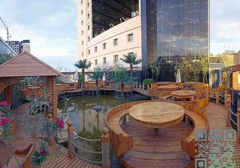 Darvishi Royal Hotel