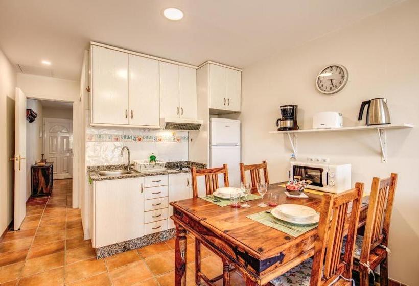 Granada I Apartments