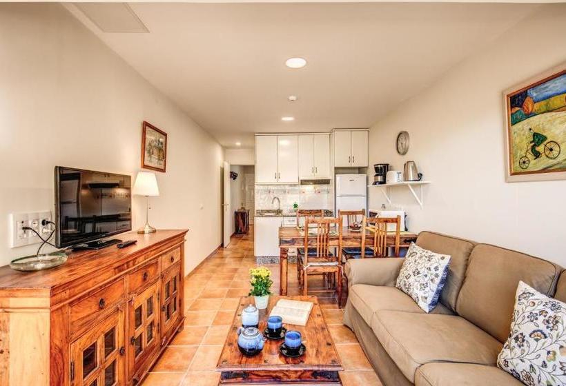 Granada I Apartments