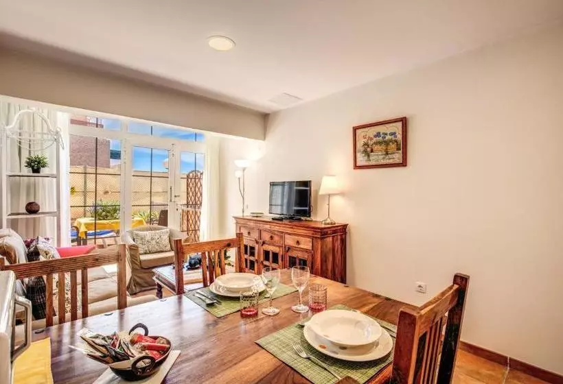 Granada I Apartments