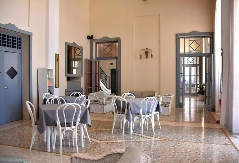 בית מלון כפרי Albergo Palazzo