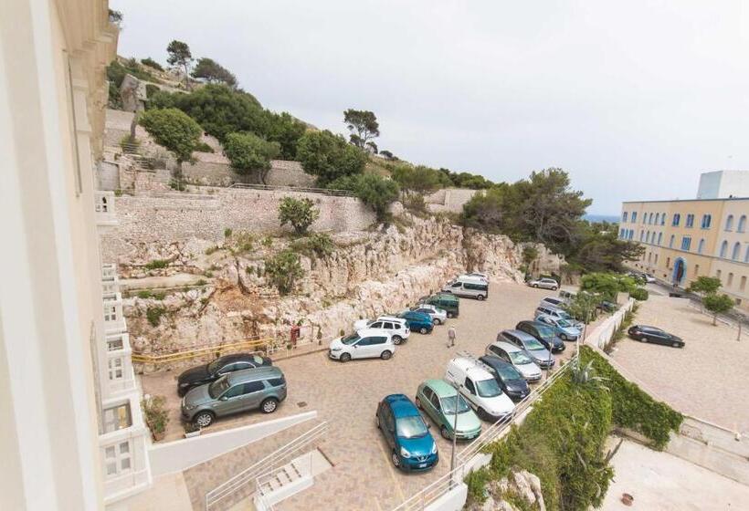 호텔 Albergo Palazzo