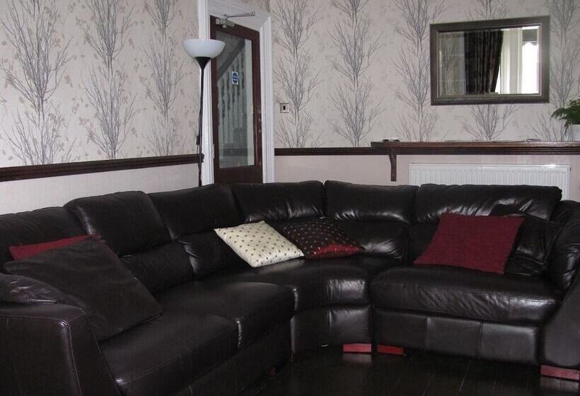 ホテル Branston Lodge