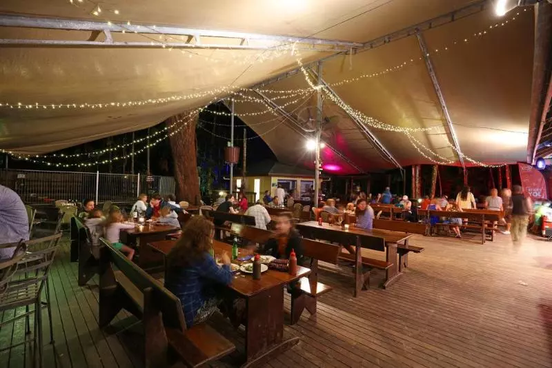 Отель Cape Trib Beach House