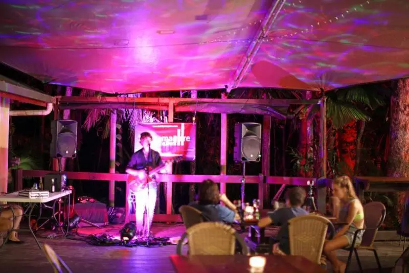 Отель Cape Trib Beach House