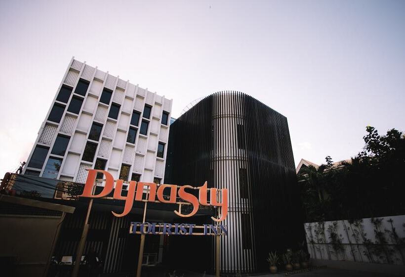 Hotel Dynasty Tourist Inn
