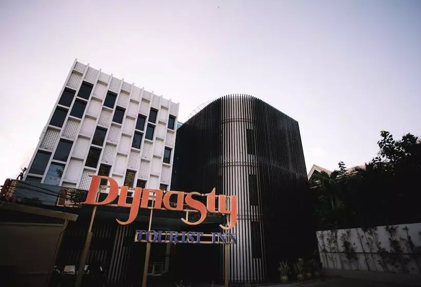 ホテル Dynasty Tourist Inn