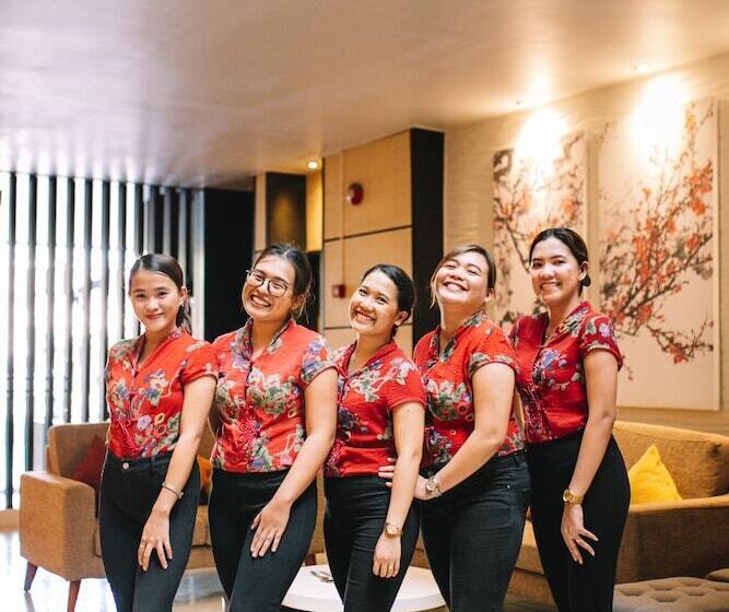 Hotel Dynasty Tourist Inn