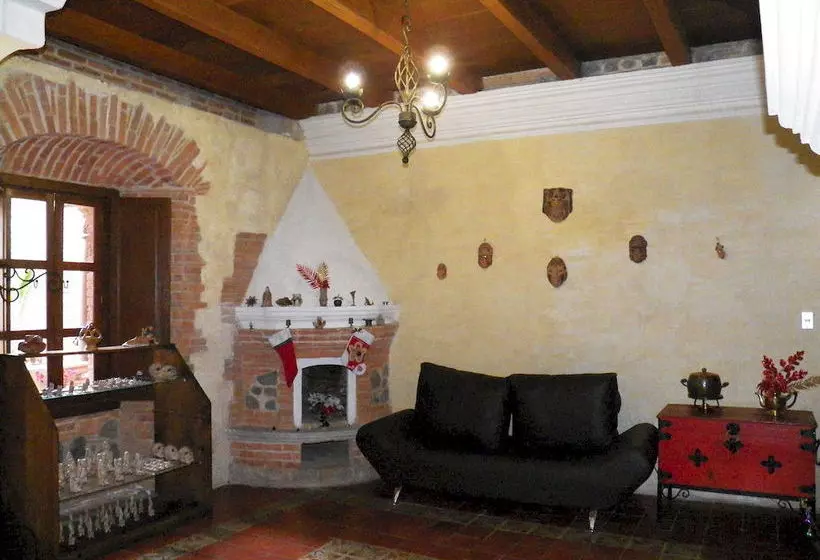 هتل Euromaya Suites