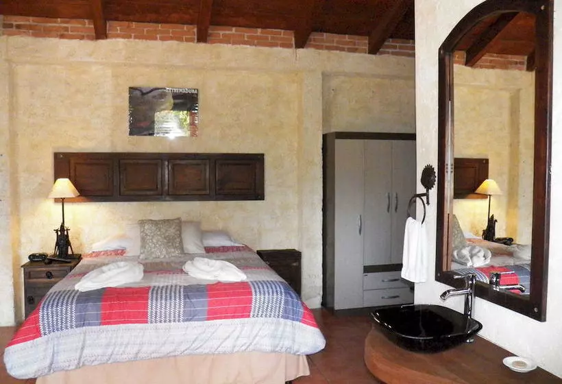 هتل Euromaya Suites