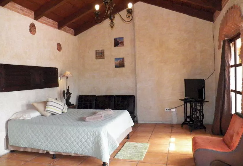 هتل Euromaya Suites