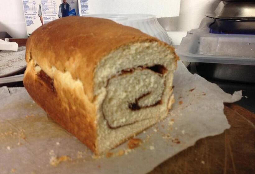 בית מלון כפרי Garni Enrosadira