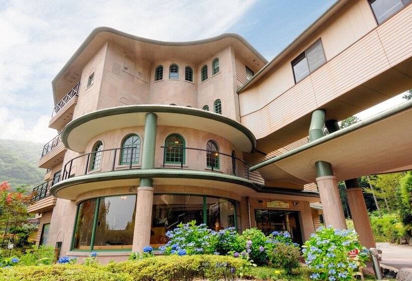 هتل Hakonenomori Okada