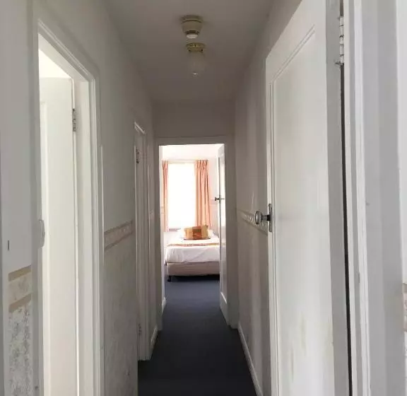 Hotel Hobart Apartments