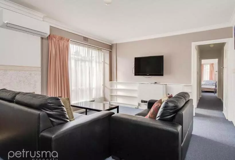 Hotel Hobart Apartments