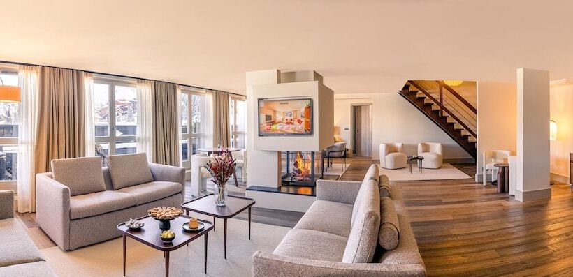 ホテル Les Suites De La Potiniere