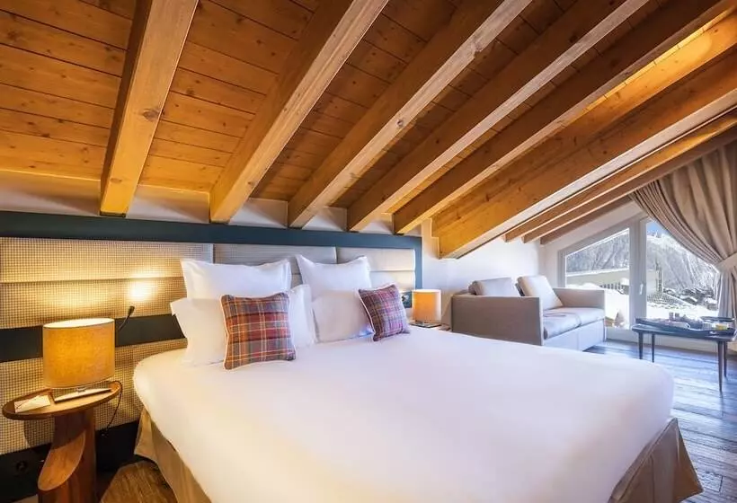 Отель Les Suites De La Potiniere