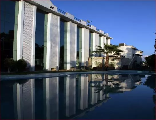 Hotelli Paradizzo Resort