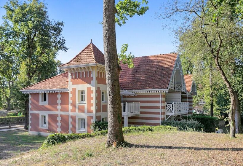 Отель Résidence Pierre & Vacances Les Dunes Du Médoc