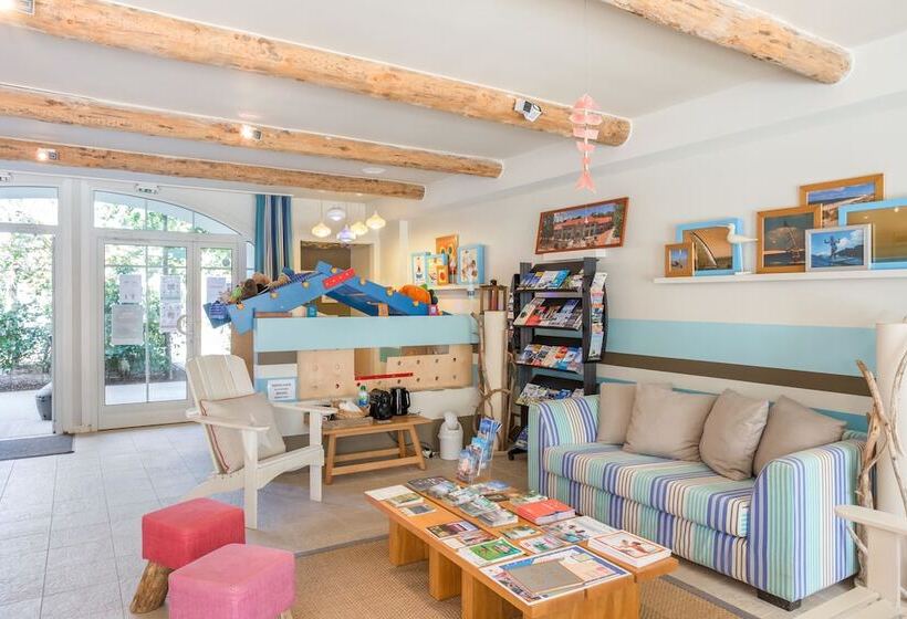 Отель Résidence Pierre & Vacances Les Dunes Du Médoc