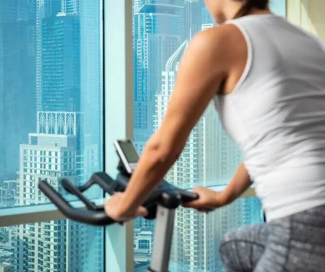 هتل Pullman Dubai Jumeirah Lakes Towers