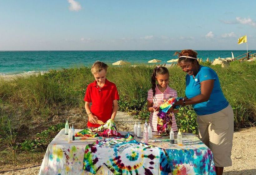 هتل The Somerset On Grace Bay