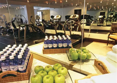 هتل The Somerset On Grace Bay