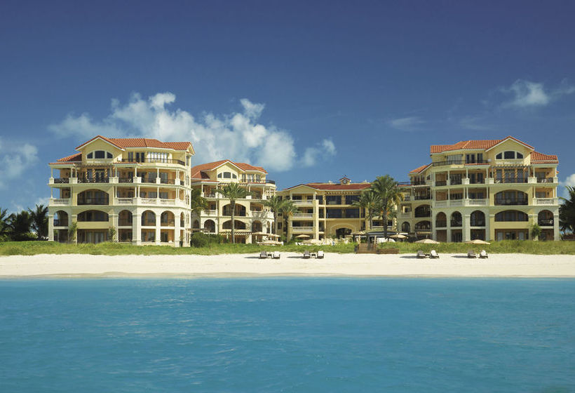 هتل The Somerset On Grace Bay