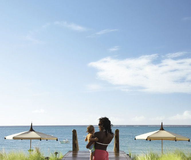 هتل The Somerset On Grace Bay