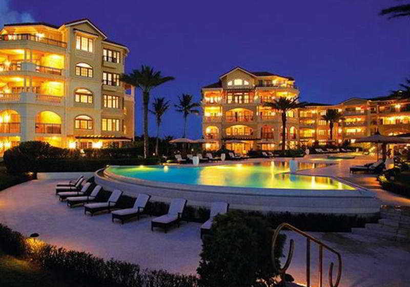 هتل The Somerset On Grace Bay