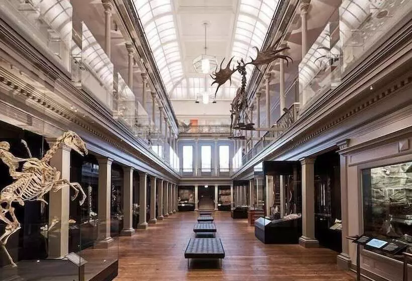 The Pacific House Hostel