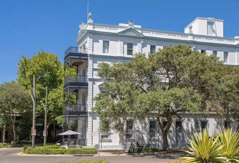 The Pacific House Hostel