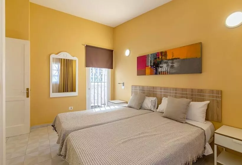 Vista Verde - Adults Only