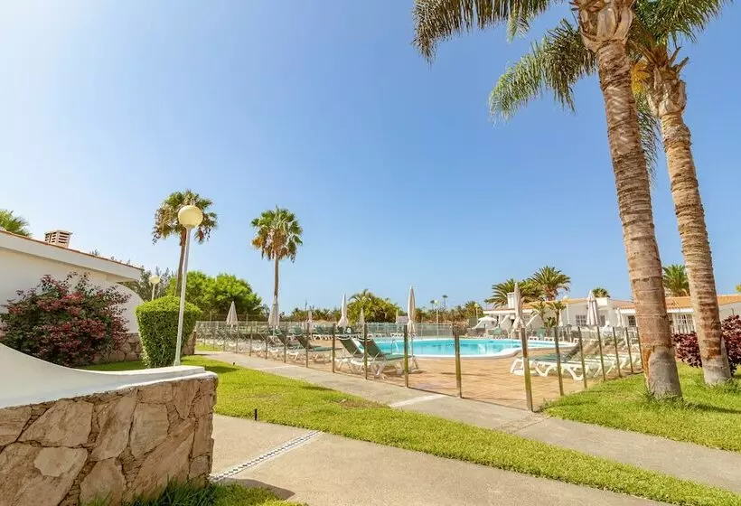 Vista Verde - Adults Only